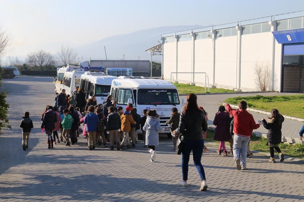 Öğrenciler AKDORUK 'u Gezdi